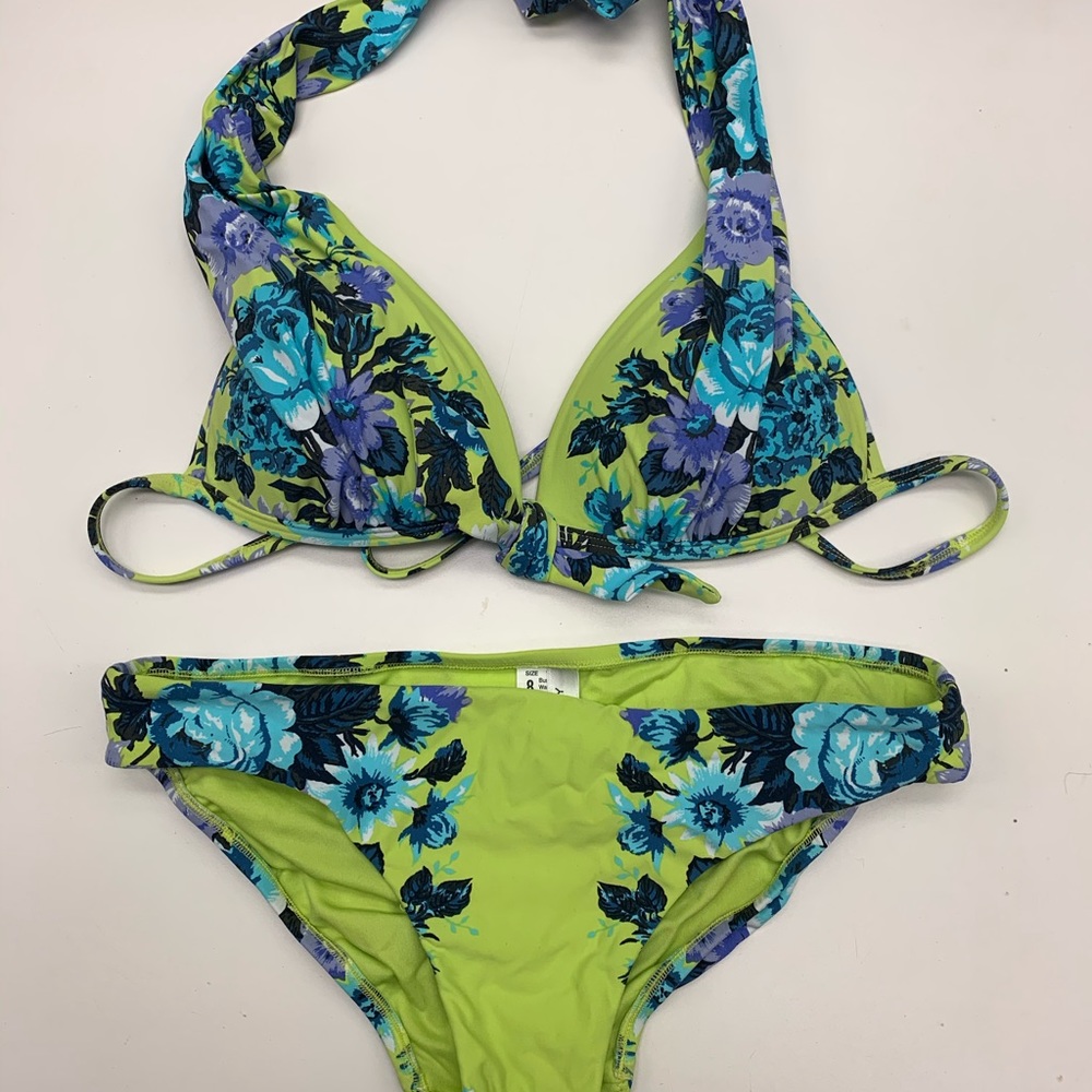 Floral bikini